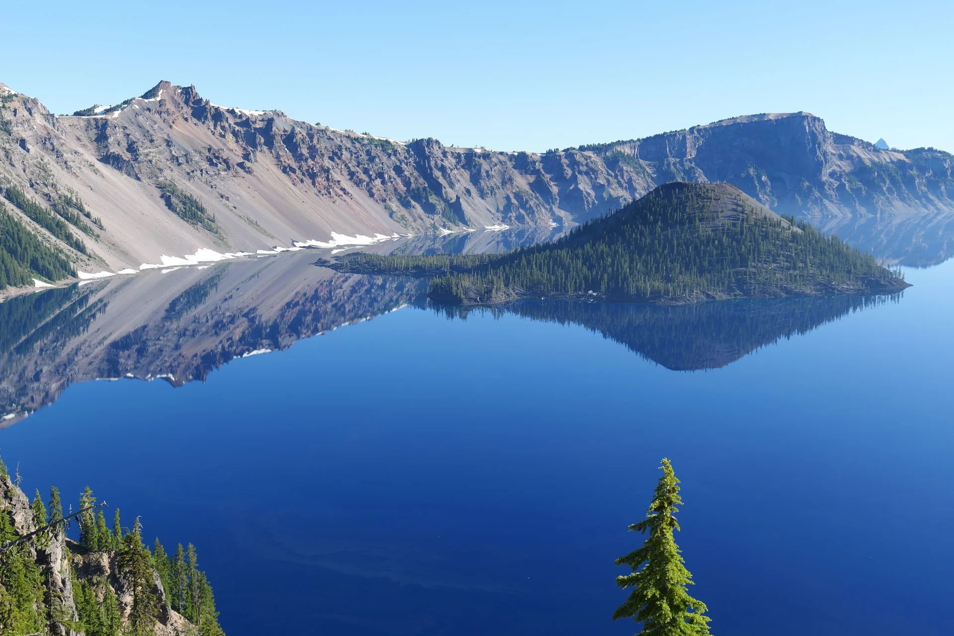 Deep blue water of Crater Lake in Crater Lake National Park, Oregon